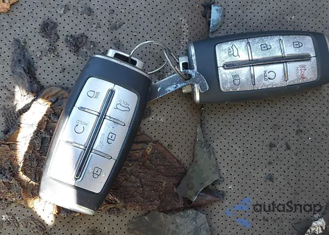 2025 Genesis Gv70 2.5T Awd from USA, damaged, VIN 5NMMADTB4SH017423